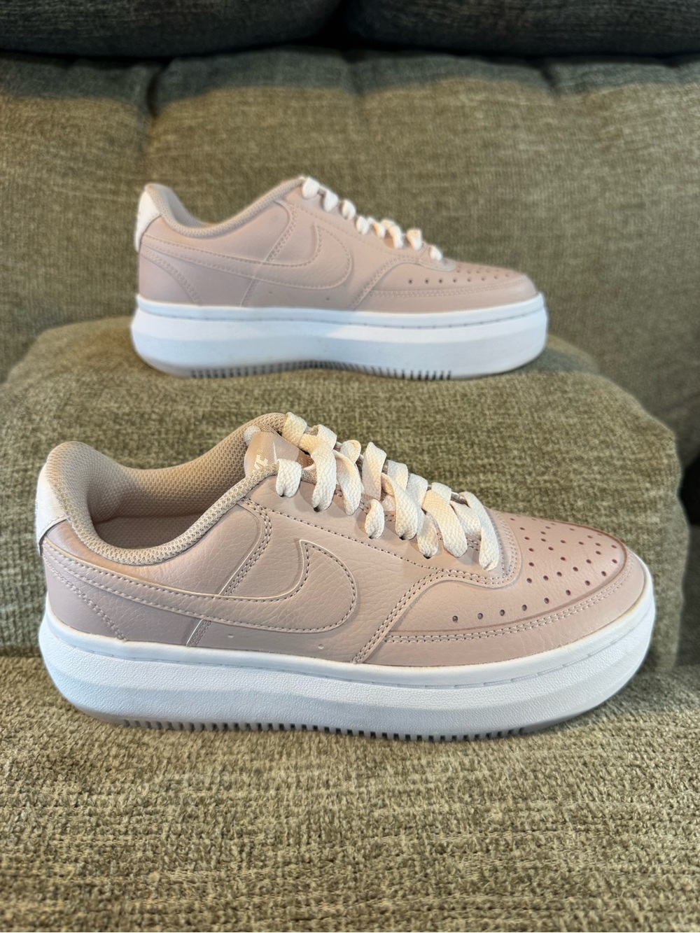 Nike Court Vision Alta Women's Platform Sneakers Pink Oxford Size 6.5
